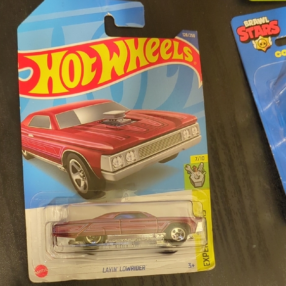 Mattel Red Hot Wheels Classic Car - Picture 1 of 3